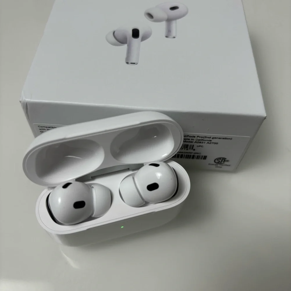 Apple AirPods Pro - White